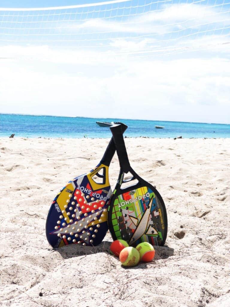 Beach tennis , Sports Similar to pickleball