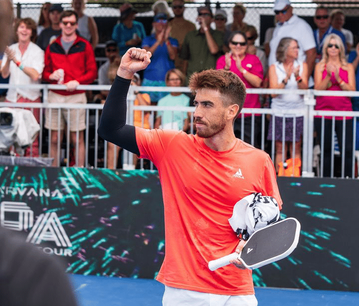 Federico Staksrud playing